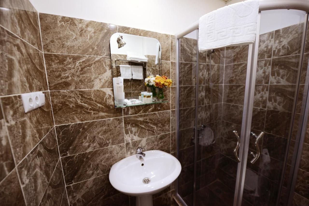 Accent Hotel Tbilisi Luaran gambar
