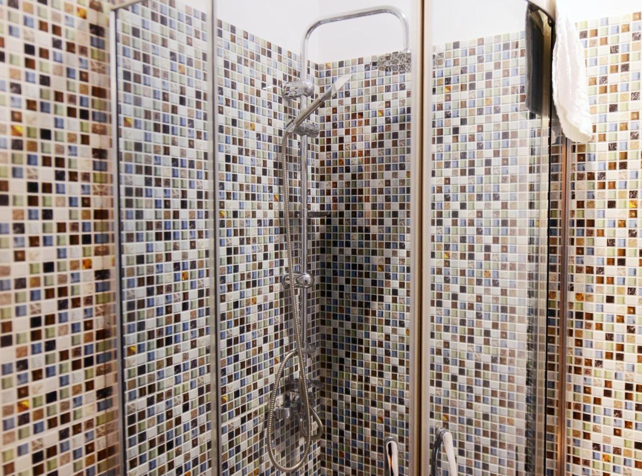 Accent Hotel Tbilisi Luaran gambar