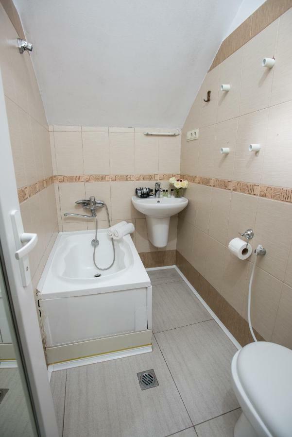 Accent Hotel Tbilisi Luaran gambar