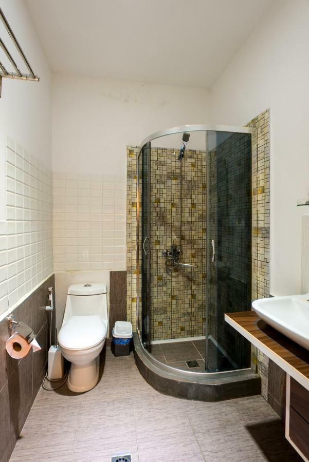 Accent Hotel Tbilisi Luaran gambar