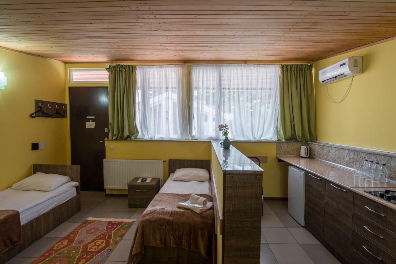 Accent Hotel Tbilisi Luaran gambar